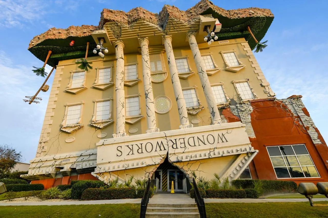 Semesterbostad Laketown Wharf Resort #238 By Book That Condo Panama City Beach